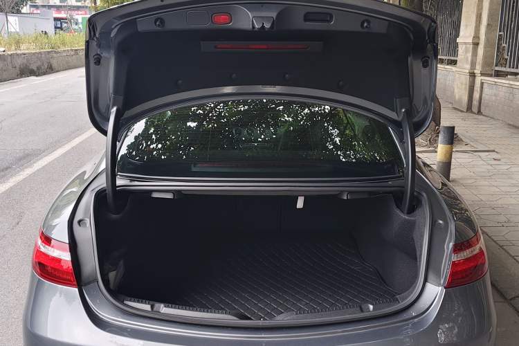 Used Mercedes-Benz E-Class 2020 E 260 Coupe
