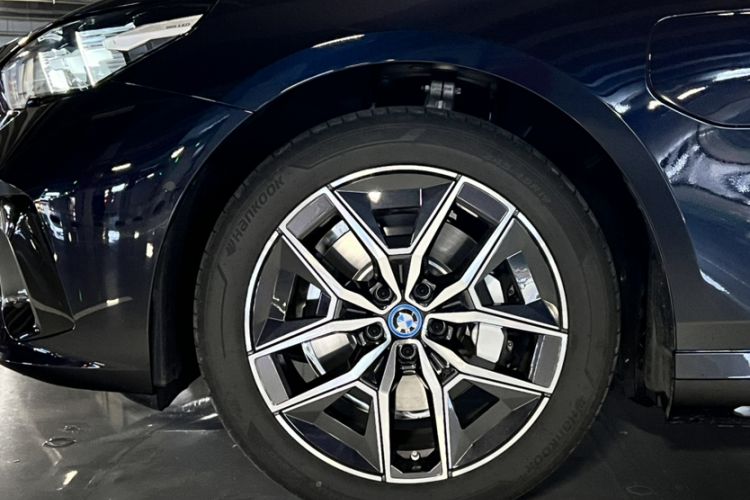 Used BMW i5 2025 eDrive 40L M Sport Package
