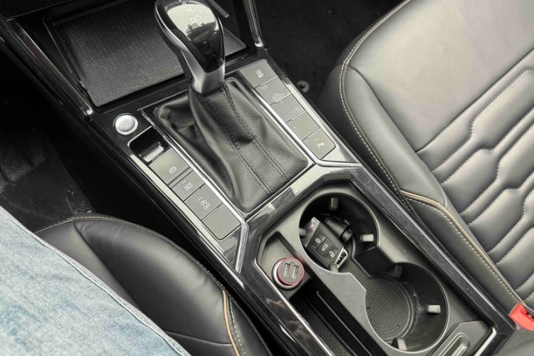 Used Volkswagen Passat 2019 330TSI Elite Edition China VI