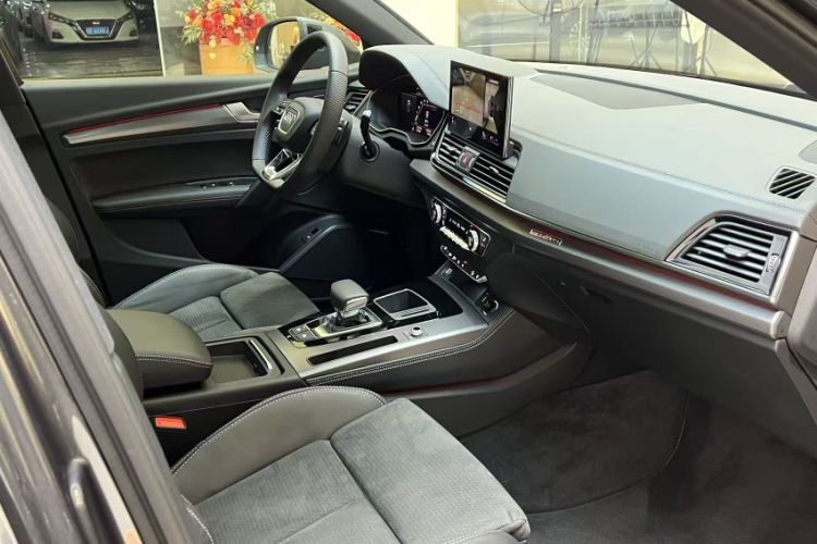 Used Audi Q5L Sportback 2022 40 TFSI Luxury Model