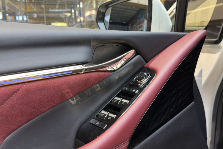 Used GAC Trumpchi M8 2023 Zongshi Series 400T Flagship Edition
