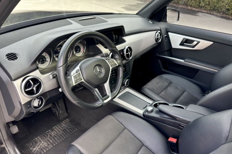 Used Mercedes-Benz GLK-Class 2015 GLK 260 4MATIC Fashion Edition Ultimate Version
