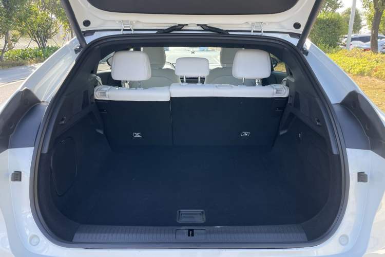 Used XPeng G6 2023 700 Four-Wheel Drive Performance Max
