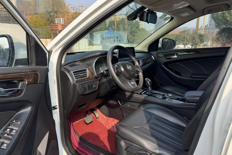 Used Dongfeng Fengon 580 2018 Revised Version 1.5T CVT Luxury Edition
