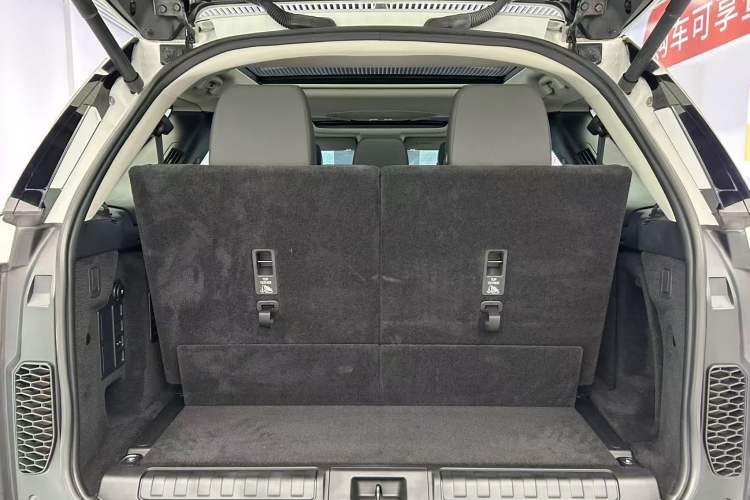 Used Land Rover Discovery 2020 3.0 SC V6 SE