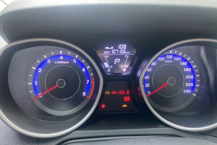 Used Hyundai Elantra 2016 1.6L Automatic Smart Version