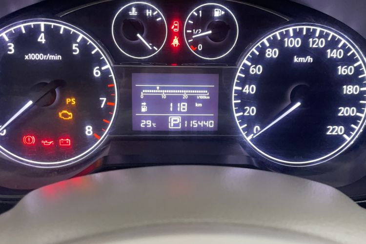 Used Nissan Tiida 2011 1.6L CVT Comfort Model
