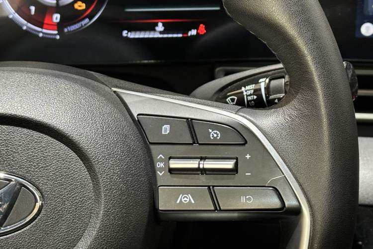 Used Hyundai Elantra 2022 1.5L CVT LUX Prestige Edition