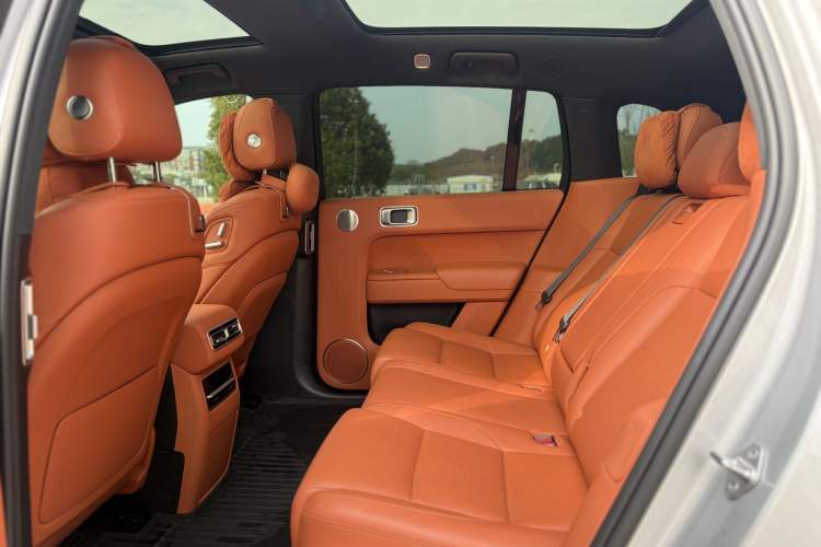 Used Li Auto L7 2023 Pro Model
