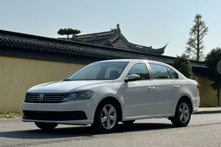 Used Volkswagen Lavida 2017 1.6L Automatic Fashion Edition
