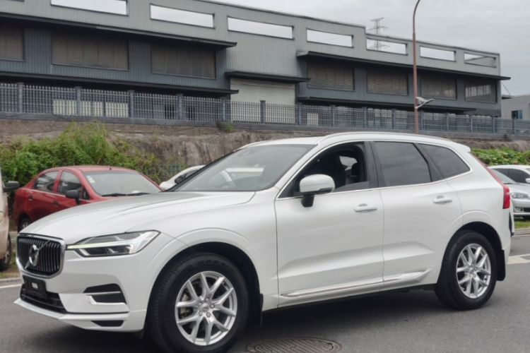 Used Volvo XC60 2021 T5 4x4 Smart Luxury Edition
