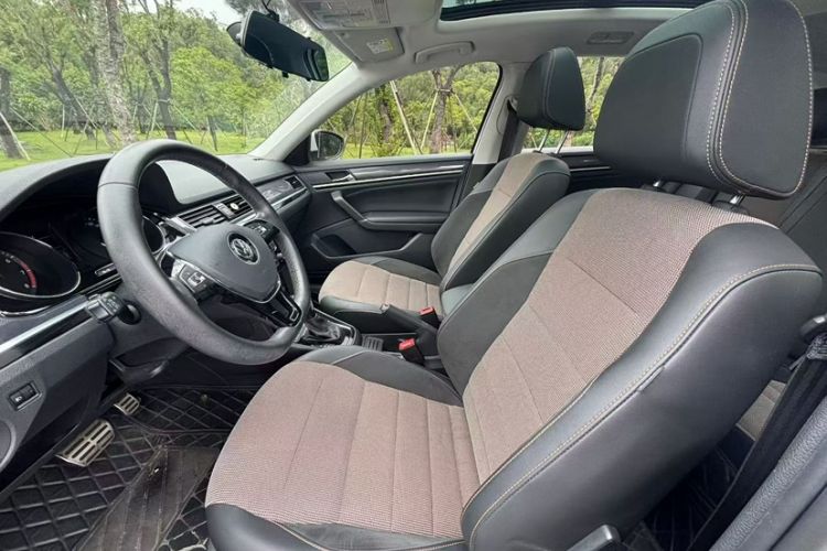 Used Volkswagen C-TREK 2018 1.5L Automatic Comfort Model
