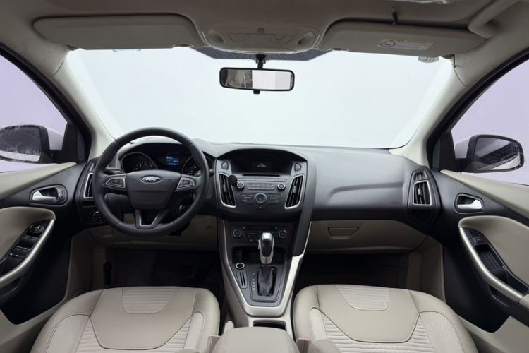 Used Ford Focus 2015 Hatchback 1.6L Automatic Fashion Edition