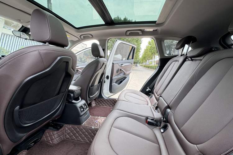 Used BMW X1 2020 sDrive25Li Leading Model
