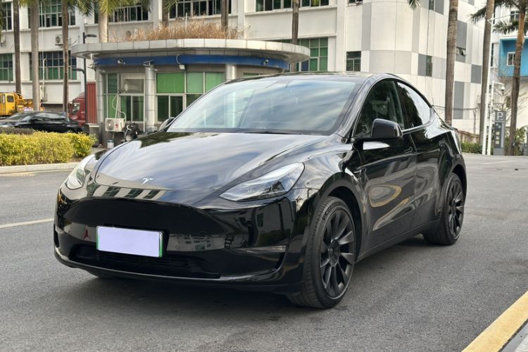 Used Tesla Model Y 2021 Long-Range All-Wheel-Drive Version