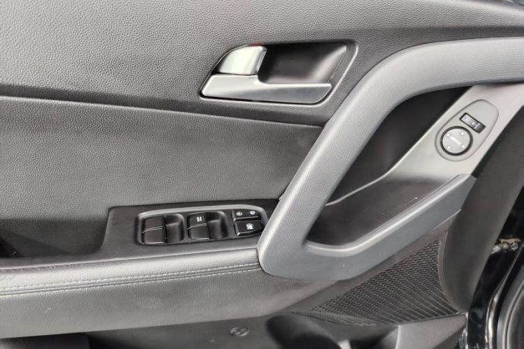 Used Hyundai ix25 2015 1.6L Automatic Two-Wheel Drive Smart GLS Trim