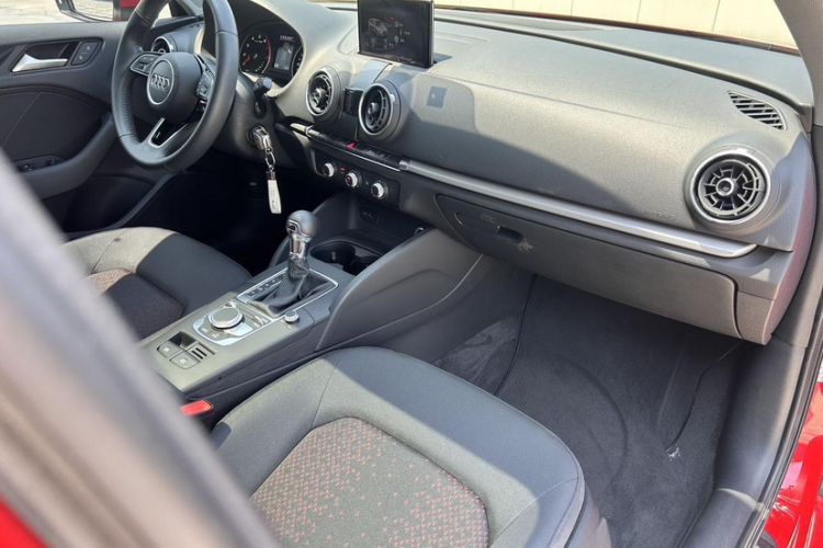 Used Audi A3 2020 Restyled Sportback 35 TFSI Entry-Level China VI Emission Standard
