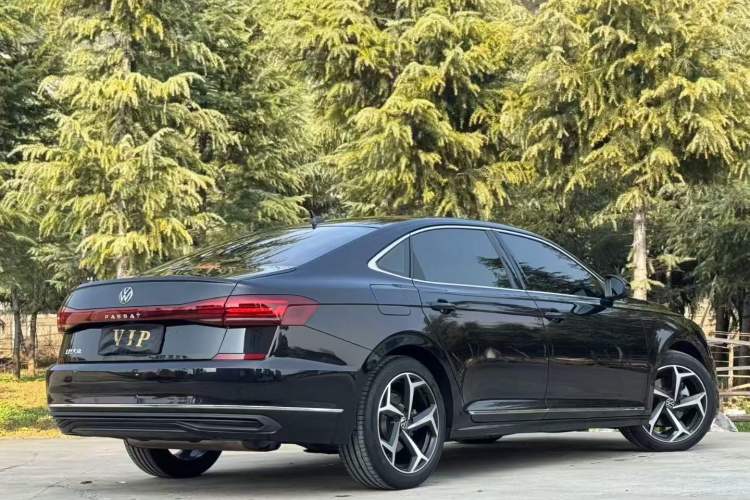 Used Volkswagen Passat 2025 Outstanding Model 330TSI Starry Elite Edition