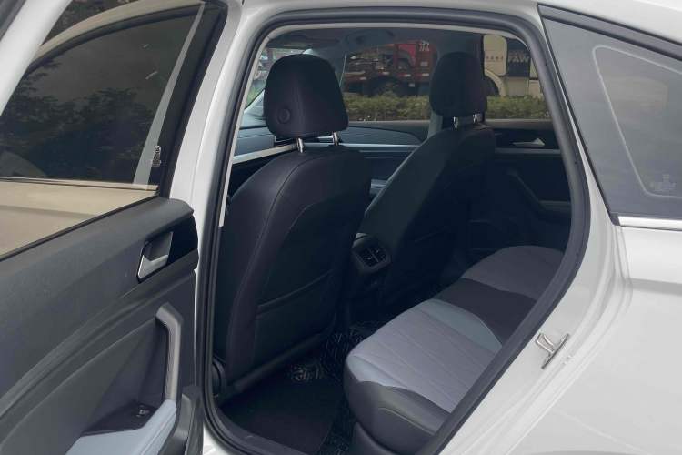 Used Volkswagen Lavida 2023 1.5L Automatic 5 Million Edition
