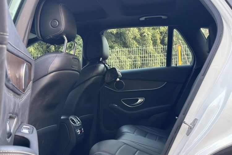 Used Mercedes-Benz GLC 2018 GLC 300 4MATIC Sport Edition
