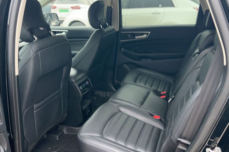 Used Ford Edge 2020 EcoBoost 245 Two-Wheel Drive Titanium 7-Seater
