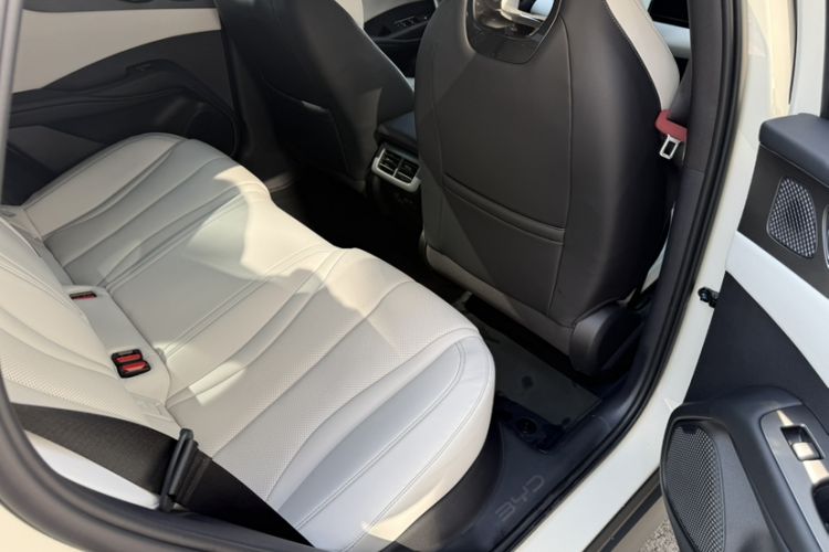 Used BYD Seal 06 New Energy 2025 EV 545KM Premium Edition