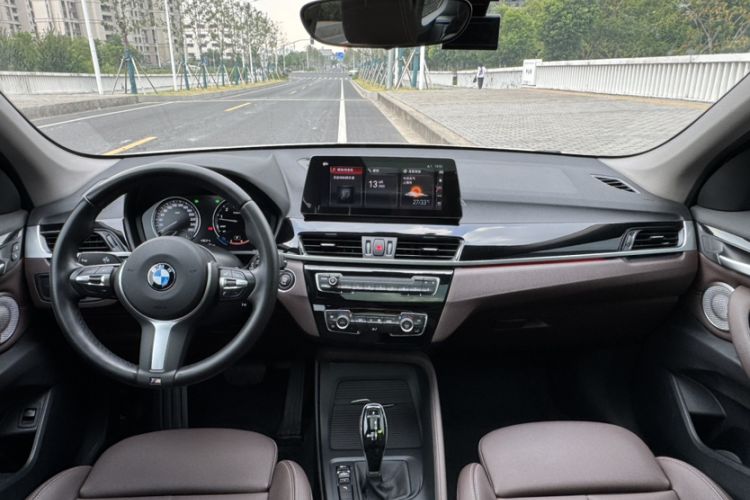 Used BMW X1 2022 sDrive25Li Leading Model
