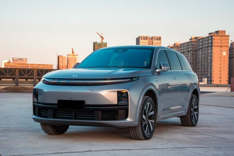 Used Li Auto L8 2023 Pro Model
