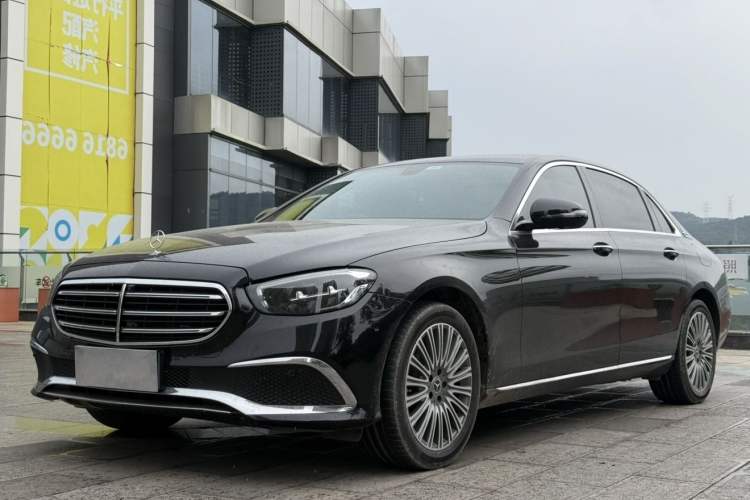 Used Mercedes-Benz E-Class 2023 Updated E 300 L Fashion Edition
