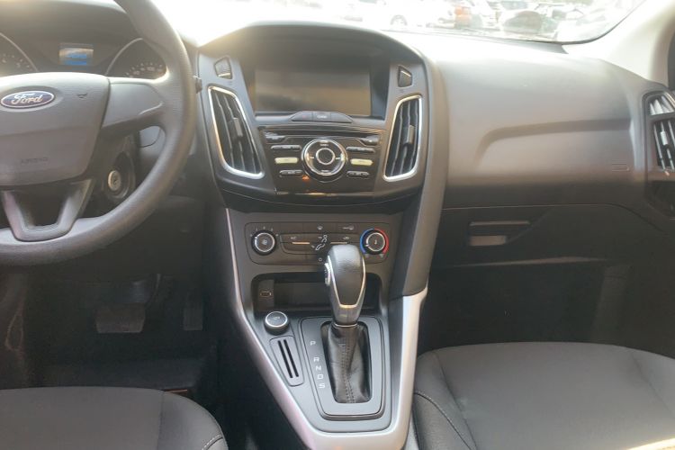 Used Ford Focus 2017 Hatchback 1.6L Automatic Comfort Plus SmartDrive Edition
