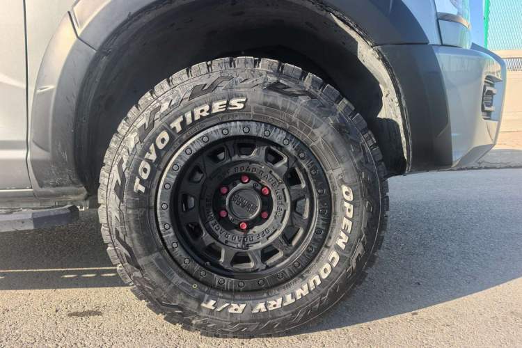 Used Haval H5 2023 2.0T Automatic All-Wheel Drive LinkedIn Gasoline
