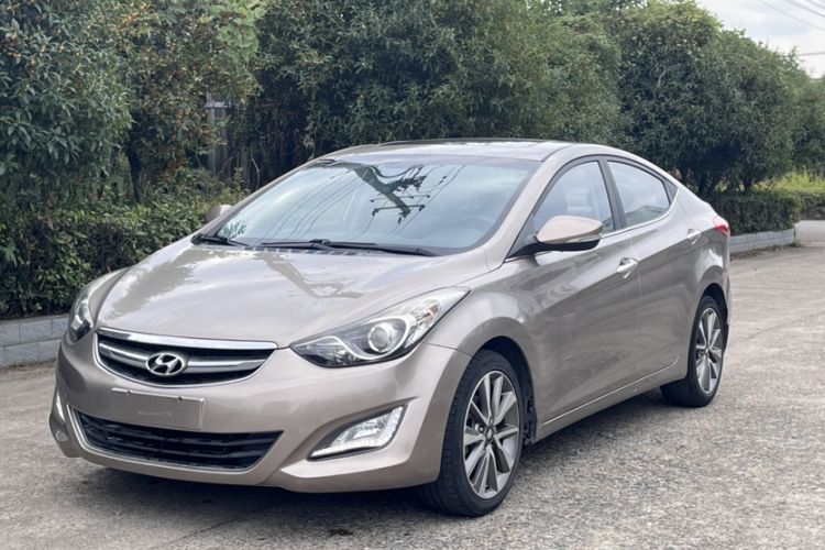 Used Hyundai Elantra 2015 1.6L Automatic Leading Model
