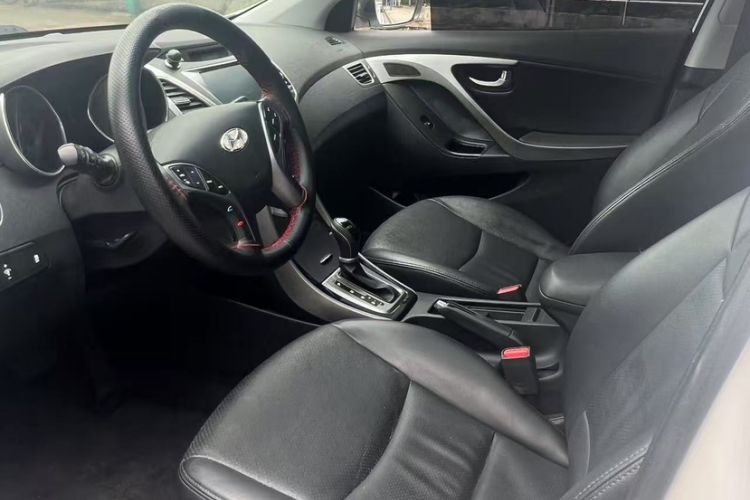 Used Hyundai Elantra 2016 1.6L Automatic Prestige Edition
