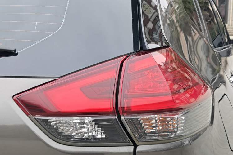 Used Nissan X-Trail 2017 2.0L CVT Comfort Edition 2WD