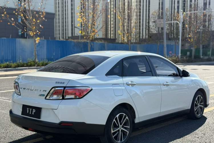 Used Venucia D60 2020 1.6L XL CVT Enjoyment Edition