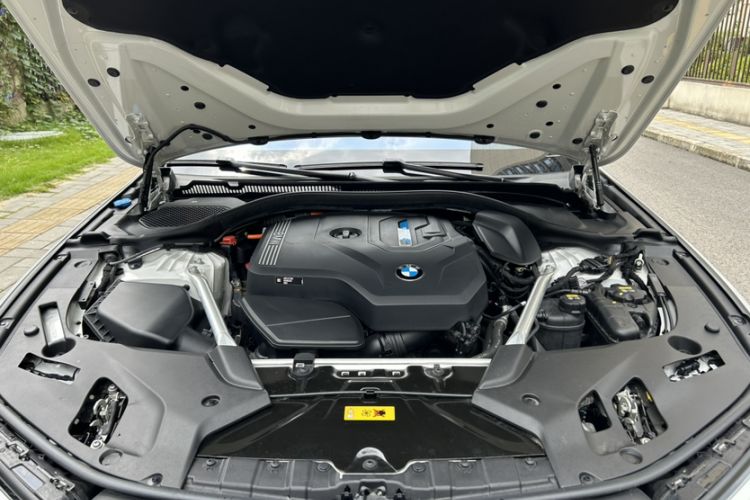 Used BMW 5 Series New Energy 2022 535Le M Sport Package
