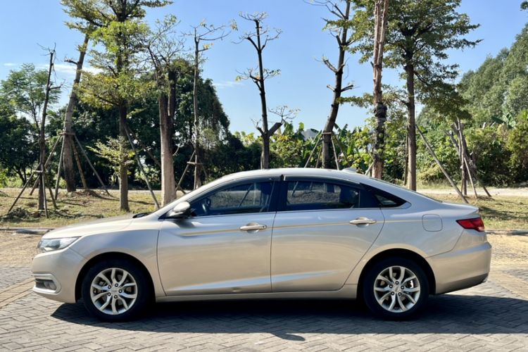 Used Geely Auto Emgrand GL 2017 1.8L Manual Elite Model
