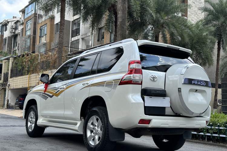 Used Toyota Prado 2016 2.7L Automatic Standard Edition
