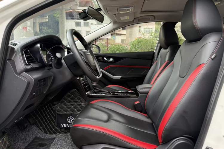 Used Venucia D60 2019 1.6L XL CVT SmartConnect Elite Edition (ISS)
