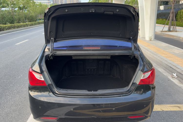 Used Hyundai Sonata 2013 2.0L Automatic Luxury Edition
