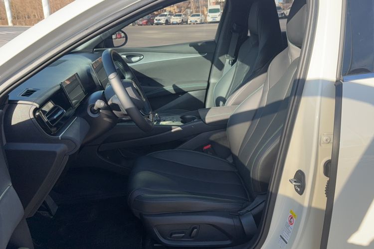 Used BYD Seal 06 New Energy 2024 DM-i 80KM Prestige Model
