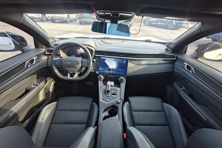 Used Lynk & Co 05 2023 2.0TD Two-Wheel Drive Shine Halo
