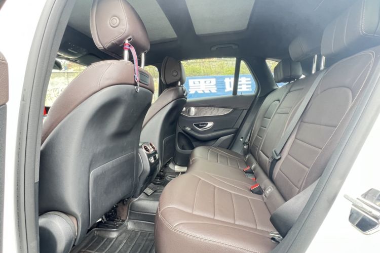 Used Mercedes-Benz GLC 2016 GLC 300 4MATIC Dynamic Model