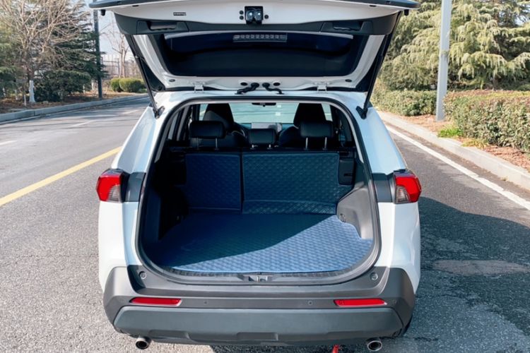 Used Toyota RAV4 2023 2.0L CVT Two-Wheel Drive Urban Edition