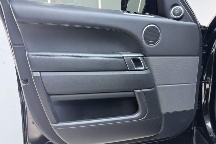 Used Land Rover Range Rover Sport 2018 3.0 SC V6 HSE DYNAMIC
