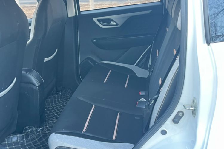 Used SOL E10X 2021 302 km Range Fashion Edition 31.4 kWh
