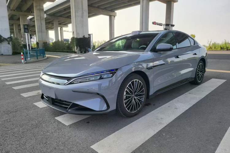 Used BYD Han 2025 DM-i Intelligent Driving Edition 125KM LiDAR Flagship Model
