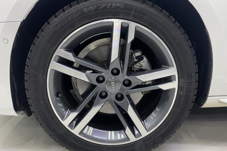 Used Audi A4L 2020 40 TFSI quattro Luxury Dynamic Model