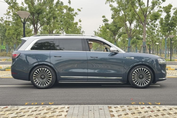 Used Hima AITO M9 2024 All-Electric Ultra Version 100 kWh 5-Seater Model
