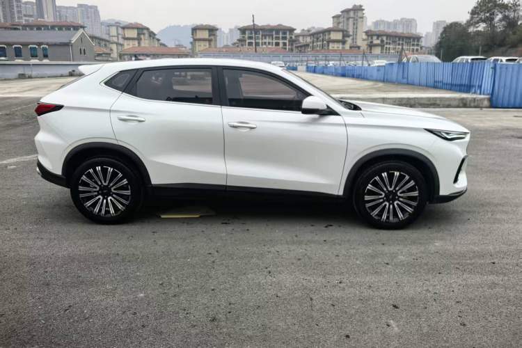 Used Oshan X5 2021 1.6L CVT Luxury Model
